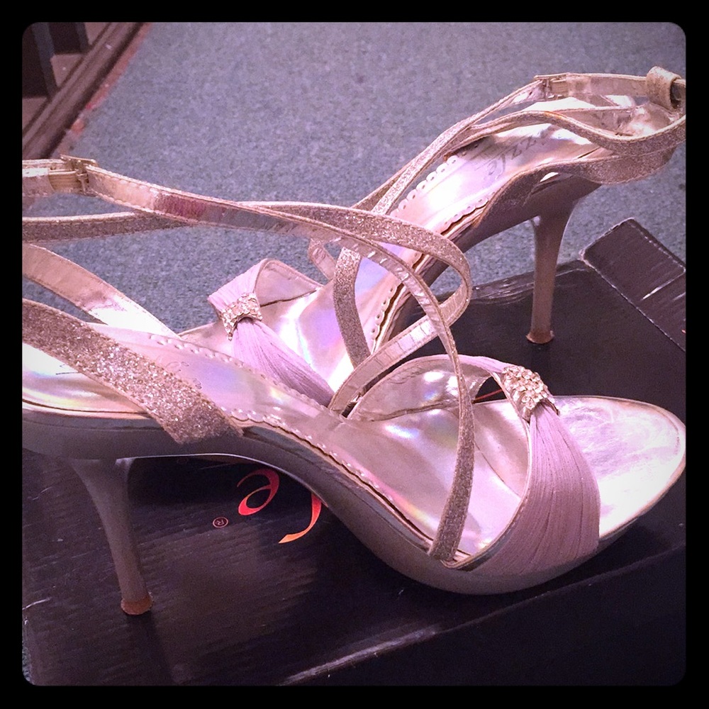 Silver heels 9.5